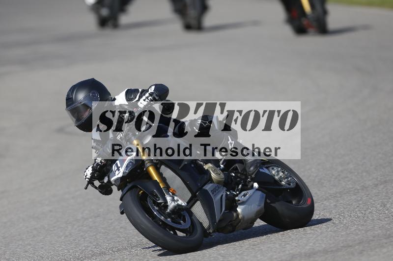 /07 09.04.2026 Cornu Master School ADR/Gruppe gruen/4